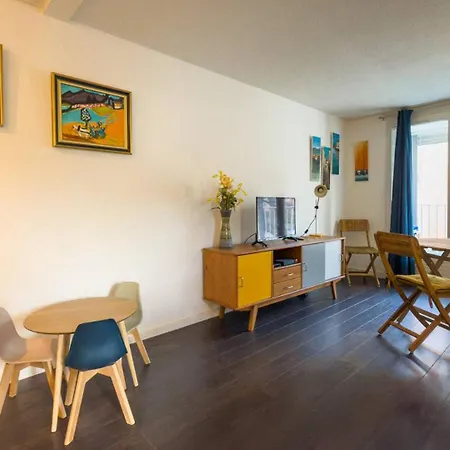 T3 Spacieux - Climatise - Commerces - Plages Lägenhet