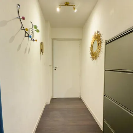 T3 Spacieux - Climatise - Commerces - Plages Appartement