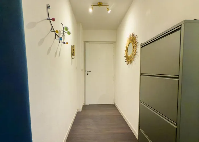 T3 Spacieux - Climatise - Commerces - Plages Apartament