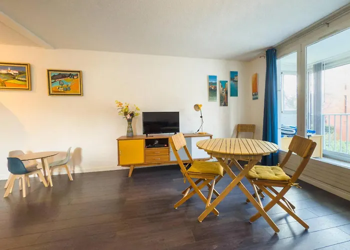 T3 Spacieux - Climatise - Commerces - Plages