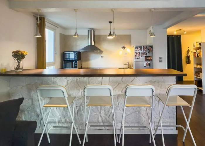 T3 Spacieux - Climatise - Commerces - Plages Apartament